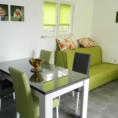 Apartmani Marinovic Podgora Exterior photo