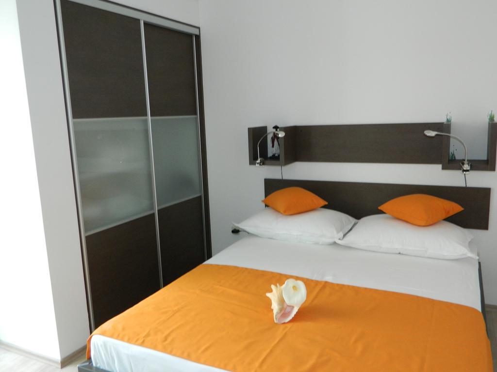 Apartmani Marinovic Apartment