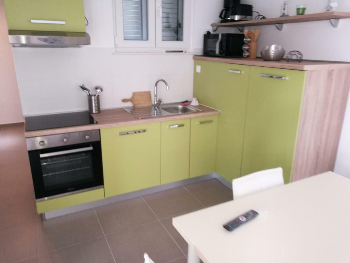 Apartmani Marinovic Apartment *